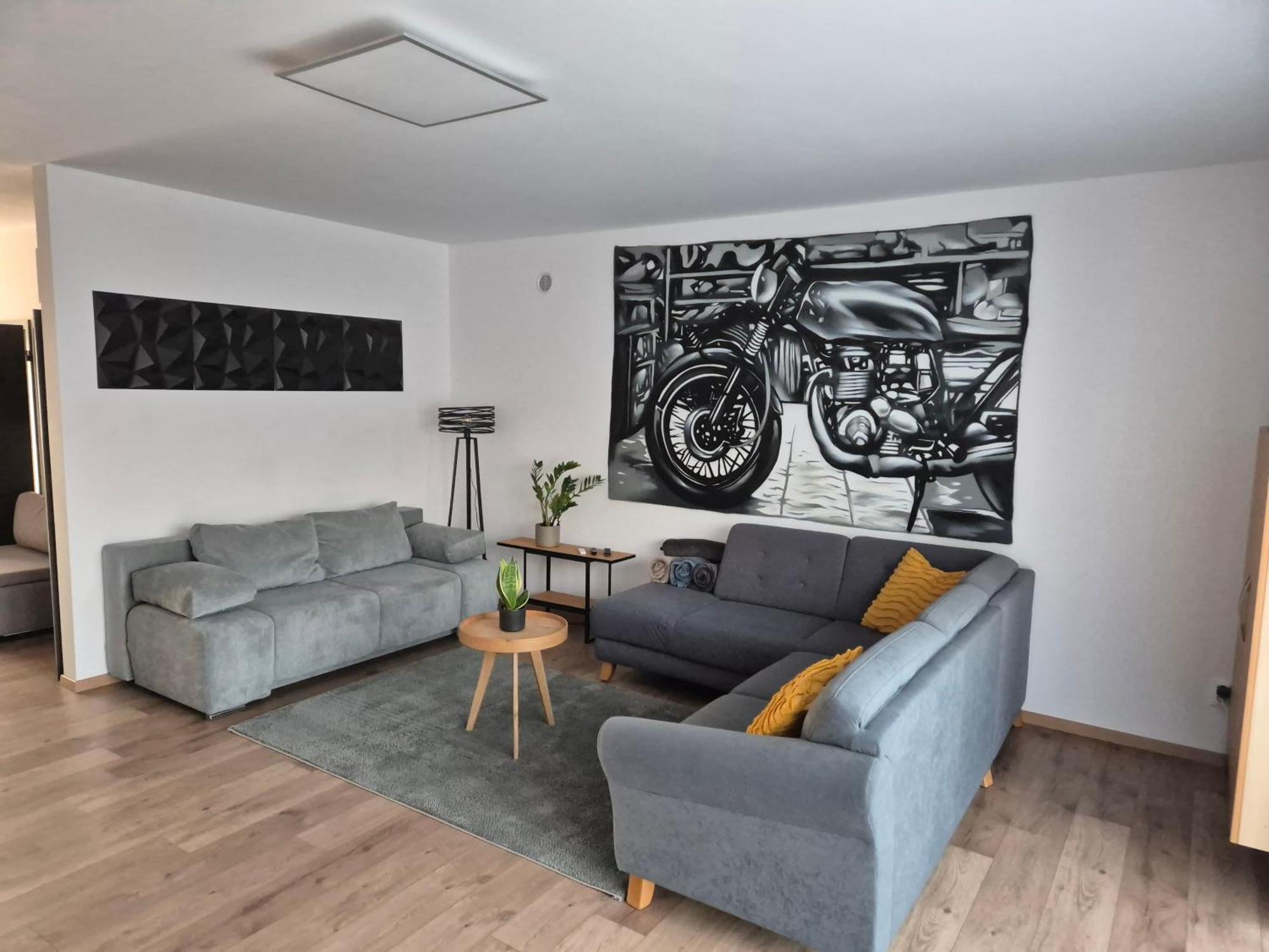 Toelgyes Apartmanhaz Сегед Екстериор снимка